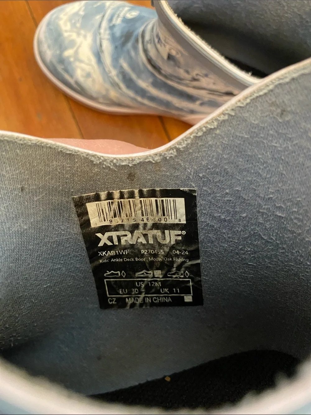 Xtratuf Kid’s Ankle Deck Boot Mossy Oak Fishing Marbled blue Size 12